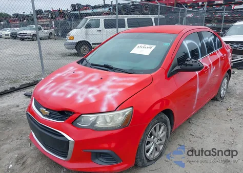 2017 Chevrolet Sonic Lt Auto z USA, uszkodzony, nr VIN 1G1JD5SH1H4141021